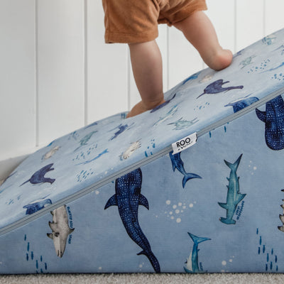 #color_wedge-cover-set-sharks-velveteen